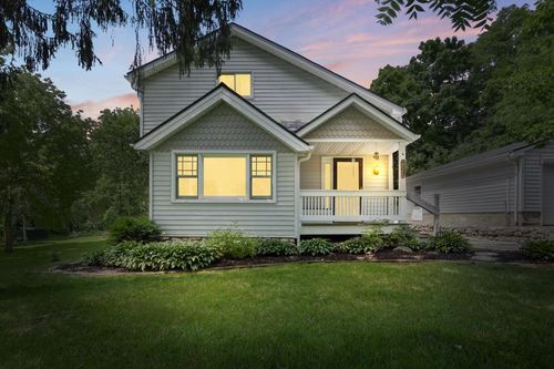 4135 S Racine Avenue, New Berlin, WI, 53146 | Card Image
