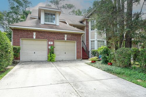 109 Avonlea, The Woodlands, TX, 77382 | Card Image