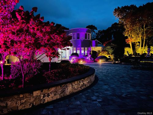 83 Cliff Rd, Port Jefferson, NY, 11777-1252 | Card Image