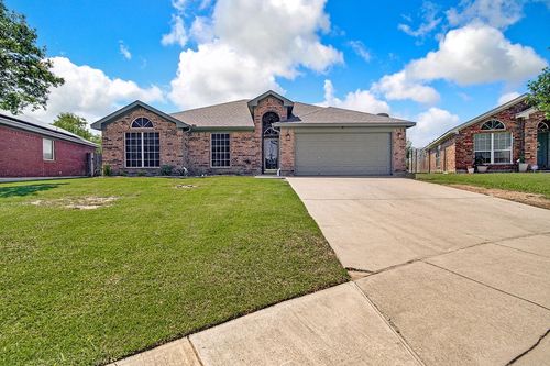 1117 Marcia Ln, Burleson, TX, 76028-8115 | Card Image
