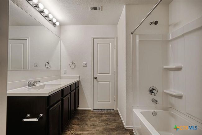772 Circle Way, House other with 4 bedrooms, 3 bathrooms and null parking in Jarrell TX | Image 13