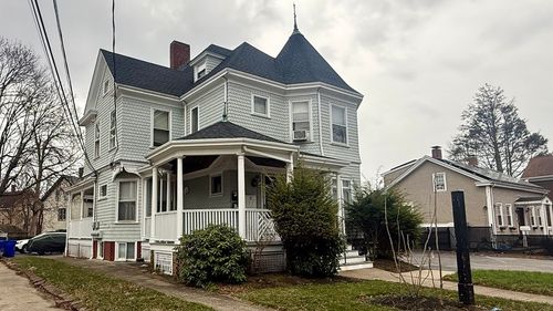 apt-3-209 Cottage St, Pawtucket, RI, 02860-9305 | Card Image