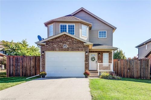 {{alt}} | Card Image