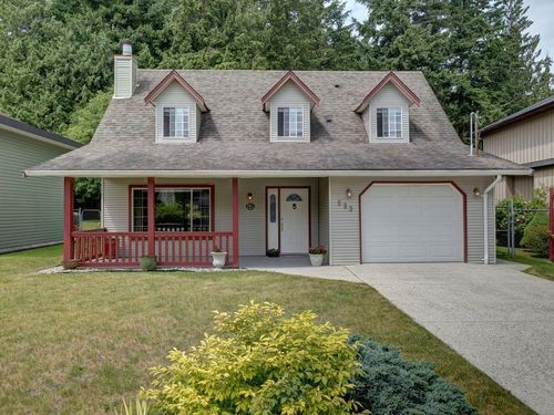 593 Ocean View Dr, Gibsons, BC, V0N1V5 | Card Image