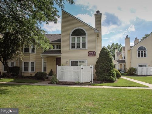 26 Powell Ct, Hightstown, NJ, 08520-3014 | Card Image