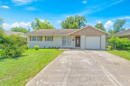4517 W 43rd St, Houston, TX, 77092-5330 | Card Image