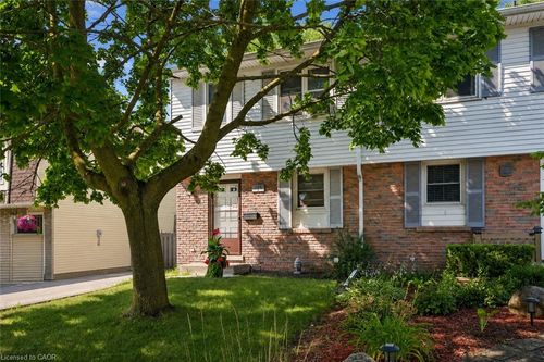 a-264 Northlake Dr, Waterloo, ON, N2V1A9 | Card Image