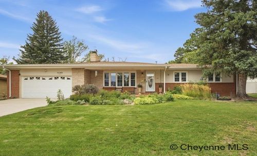 5160 Sycamore Rd, Cheyenne, WY, 82009-4844 | Card Image