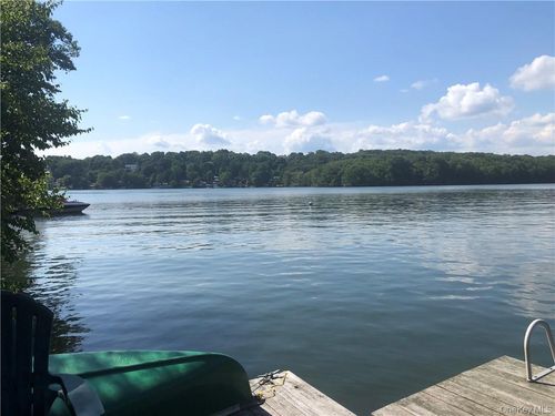 14 Frederick St, Mahopac, NY, 10541-3101 | Card Image