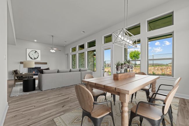 209 Vineyard Ln, House other with 4 bedrooms, 3 bathrooms and null parking in Midlothian TX | Image 8