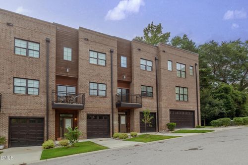 208 Asher Springs Cir, Fuquay Varina, NC, 27526-2275 | Card Image