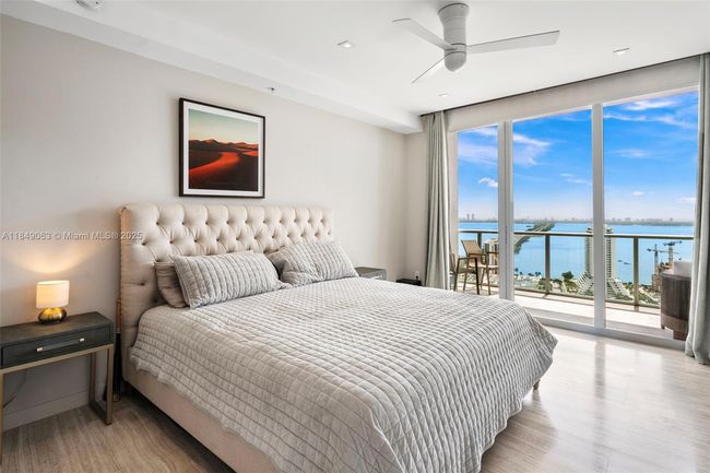 PH207 - 3470 E Coast Ave, Condo with 3 bedrooms, 3 bathrooms and null parking in MIAMI FL | Image 25