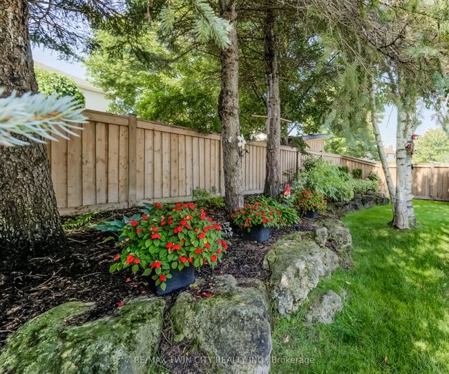 124 Rose Bridge Cres, House other with 2 bedrooms, 3 bathrooms and 2 parking in Cambridge ON | Image 7
