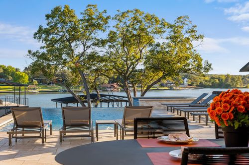 1836 Bluebonnet Ln, Kingsland, TX, 78639-5802 | Card Image