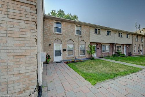 36-293 Fairway Rd N, Kitchener, ON, N2A2P1 | Card Image