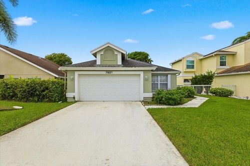 7921 Mansfield Hollow Rd, Delray Beach, FL, 33446-3377 | Card Image