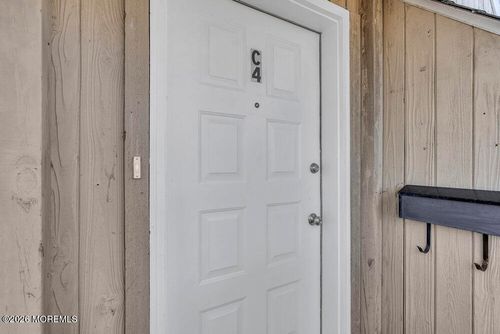 c4-290 N Main St, Barnegat, NJ, 08005-2780 | Card Image