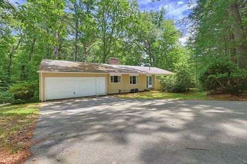 37 Oxbow Rd, Wayland, MA, 01778 | Card Image