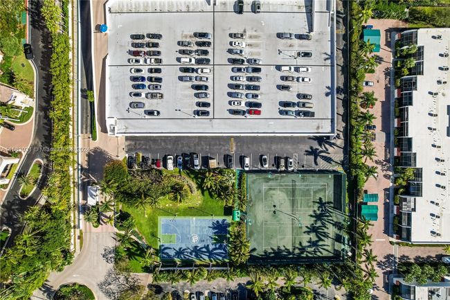 APT-23B - 881 Ocean Dr, Condo with 2 bedrooms, 2 bathrooms and null parking in Key Biscayne FL | Image 41