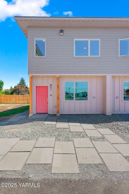 unit-4-801 N 16th Ave, Yakima, WA, 98902-1868 | Card Image