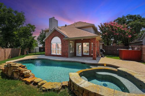 2232 Ellis Dr, Flower Mound, TX, 75028-7552 | Card Image