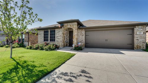 938 Corbitt Ln, Fate, TX, 75189-4754 | Card Image