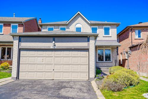 1525 Sturgeon Crt, Pickering, ON, L1V5P6 | Card Image