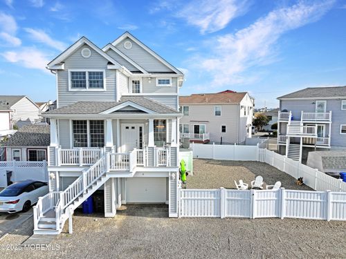 16 Trinidad Ave, Seaside Heights, NJ, 08751-2233 | Card Image