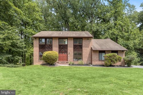 19 Marcie Woods Ct, PIKESVILLE, MD, 21208-1965 | Card Image