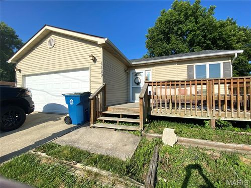 1129 Albers Ln, Bethalto, IL, 62010-1165 | Card Image