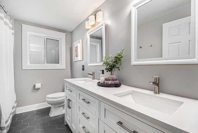 Completely remodeled ceramic full bathroom. | Image 16