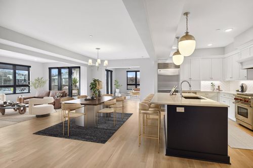 unit-203-222 Ferndale Rd S, Wayzata, MN, 55391-4428 | Card Image