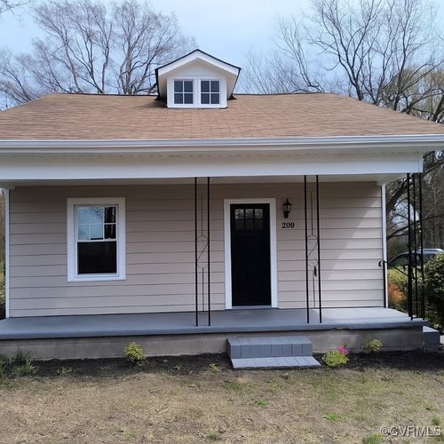 209 Wren Rd, Richmond, VA, 23223-3327 | Card Image