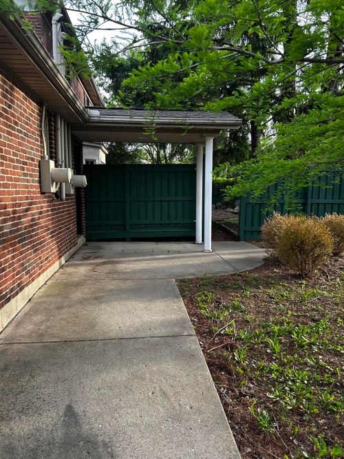 6656 Brandt, Dayton, OH, 45424 | Card Image