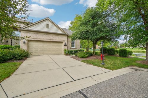 39547 Champion Ct, Northville, MI, 48168-4319 | Card Image