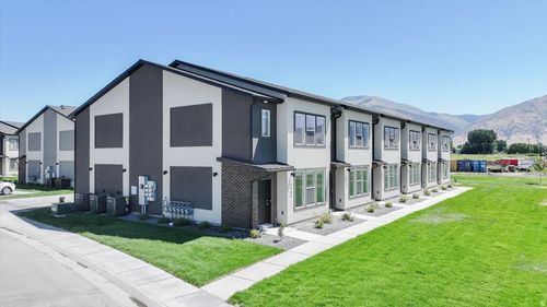 3372 S 1010 W, Nibley, UT, 84321-7129 | Card Image