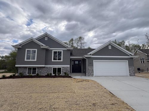 271 Cardinal Drive, Sullivan, WI, 53178 | Card Image