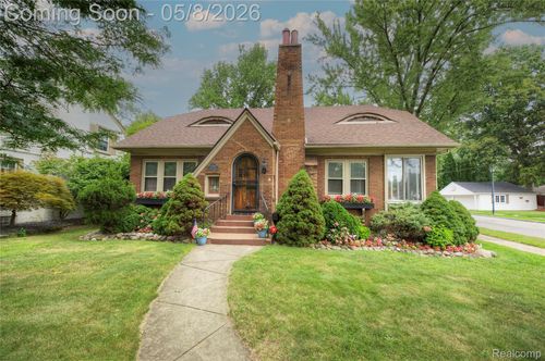 22804 Law St, Dearborn, MI, 48124-1009 | Card Image