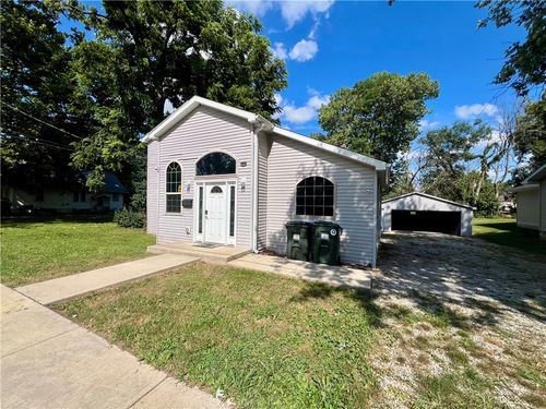 943 2nd St, Charleston, IL, 61920-2629 | Card Image