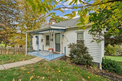 67 Altamont St, Washington, PA, 15301-5737 | Card Image