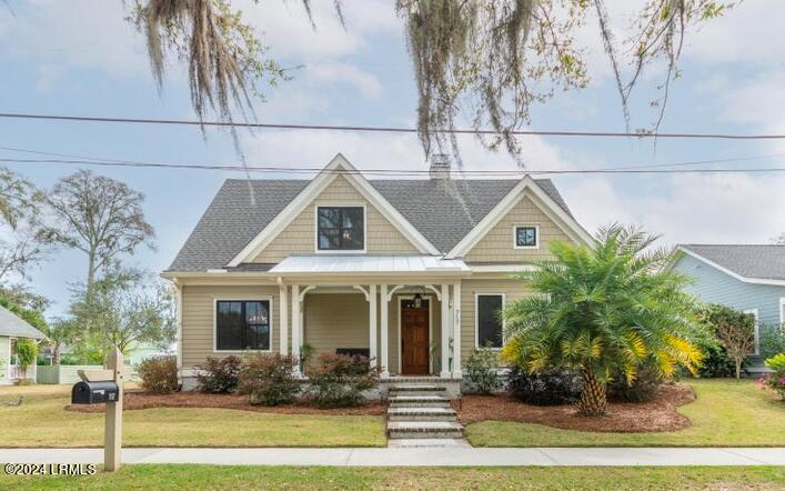 14th St, Port Royal, SC 29935