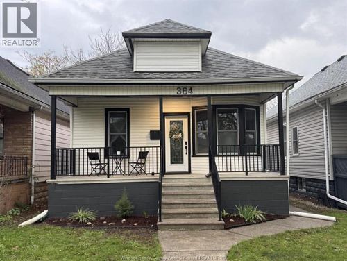 364 Clinton St, Windsor, ON, N8X1A6 | Card Image