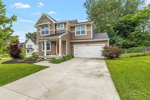 4621 Trotters Pointe Circle, Midland, MI, 48642 | Card Image