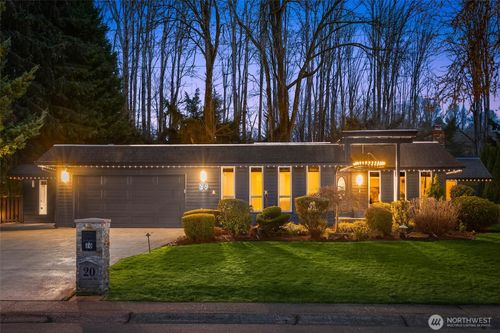 20 Cascade Ky, Bellevue, WA, 98006-1002 | Card Image