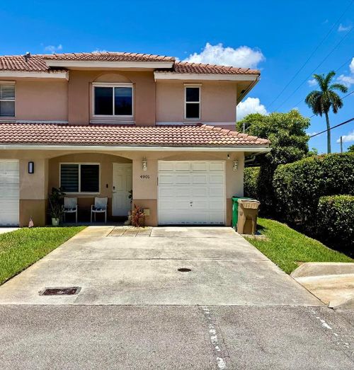 4901 Palm Garden Ln, Davie, FL, 33314-5209 | Card Image