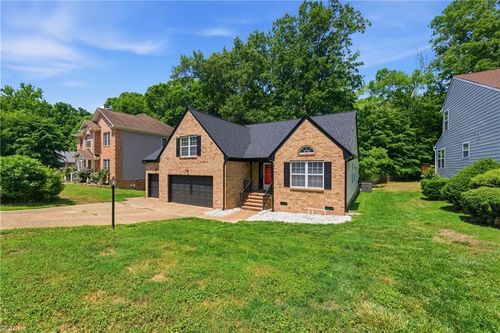 116 Lake Pointe Dr, Newport News, VA, 23603-1375 | Card Image