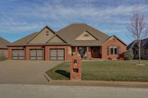 913 W Lorenza Drive, Nixa, MO, 65714 | Card Image