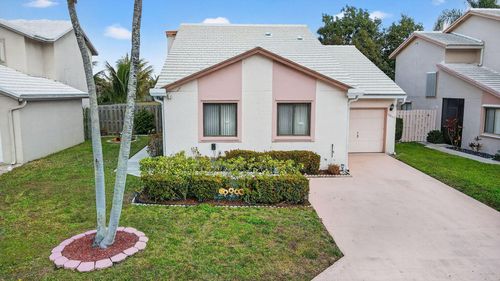 6049 Strawberry Lakes Cir, Lake Worth, FL, 33463-6510 | Card Image