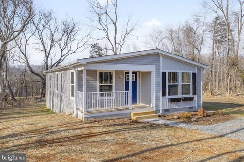 328 East St, GORDONSVILLE, VA, 22942-9148 | Card Image