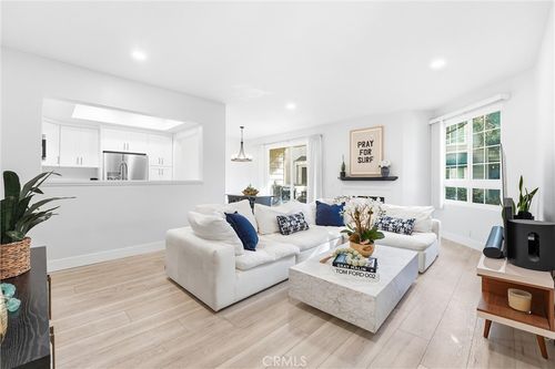 unit-104-7322 Yellowtail Dr, Huntington Beach, CA, 92648-2448 | Card Image